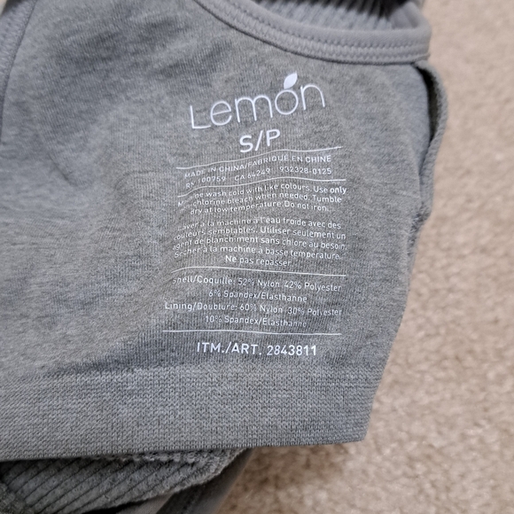 Lemon Set Of 2 Ribbed Yoga Bras Women's Size Small Grey Black Seamless NWOT - Picture 8 of 12